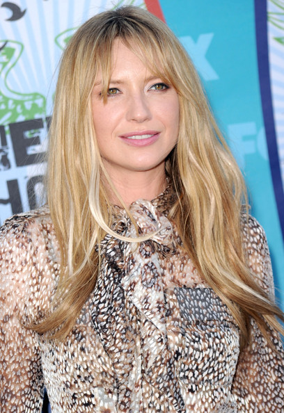Anna Torv - Fotos FormulaTV