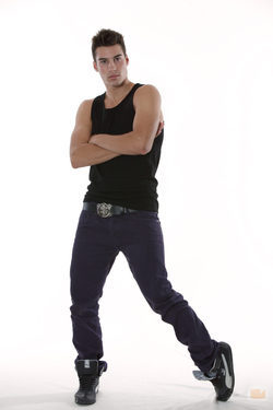 Omar Alc�ntara de Fama 3