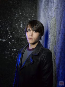Logan Huffman en \'V\'