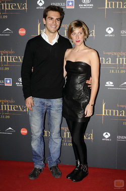 Marc Clotet (Vaquero) y Cecilia Freire (Blanca)