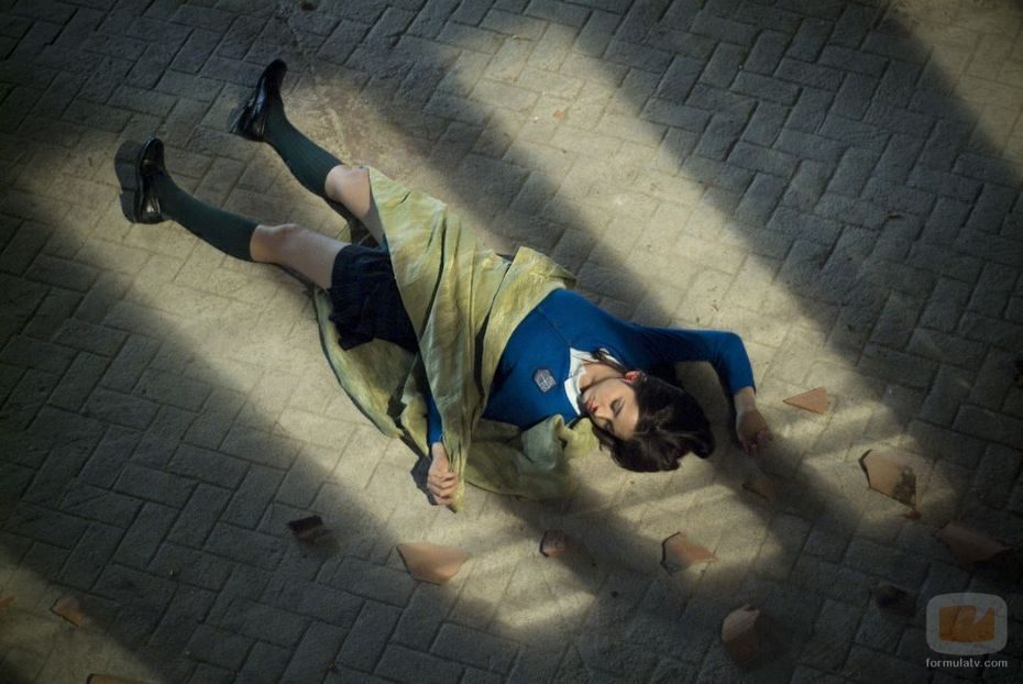Trágica caída de Carol en 'El internado'