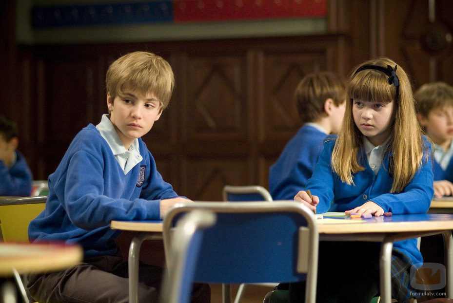 Javier Cidoncha y Carlota García en 'El internado'
