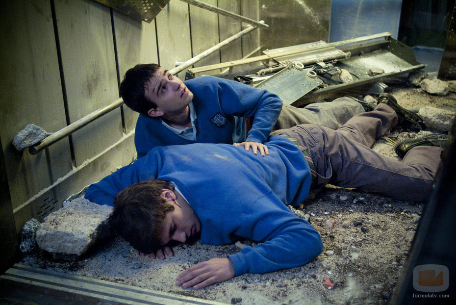 Marcos y Roque, atrapados en el hueco del ascensor