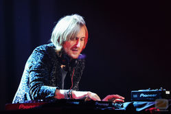 David Guetta pinchando en los MTV EMA 2011