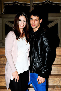 Elena Furiase y Jon�s Beram�