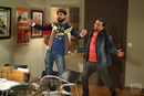 Santi Mill�n junto a Secun de la Rosa en uno de los gags