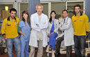 Jordi Rebell�n, Vilches, junto al reparto de 'Hospital Central' en su regreso a la serie