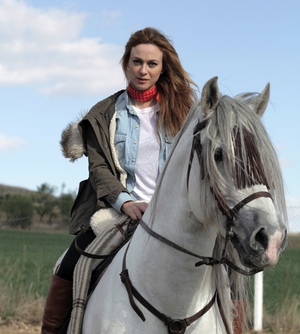 Marta Hazas y su caballo Capricho