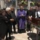 Amador hace creer a su madre que ha muerto