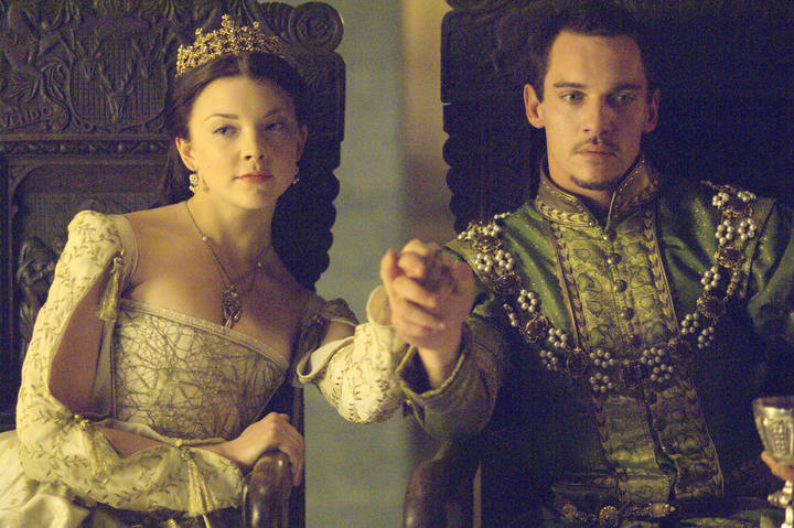 Jonathan Rhys Meyers y Natalie Dormer (Rey Enrique VIII y Ana Bolena en la serie &#39;Los Tudor&#39;)