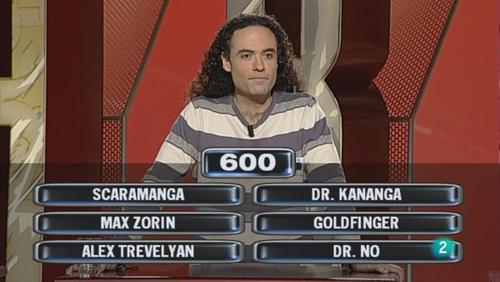 Víctor Castro celebra 100 programas en 'Saber y Ganar'