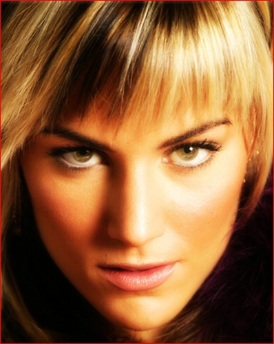 ···g·h···f·a·m·o·u·s·····h·o·l·l·y·w·o·o·d··chenoaganacontramonicaosesperoatodosenlasegundaedicion