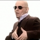 si es k hasta sin pelo esta guapo jajajaja