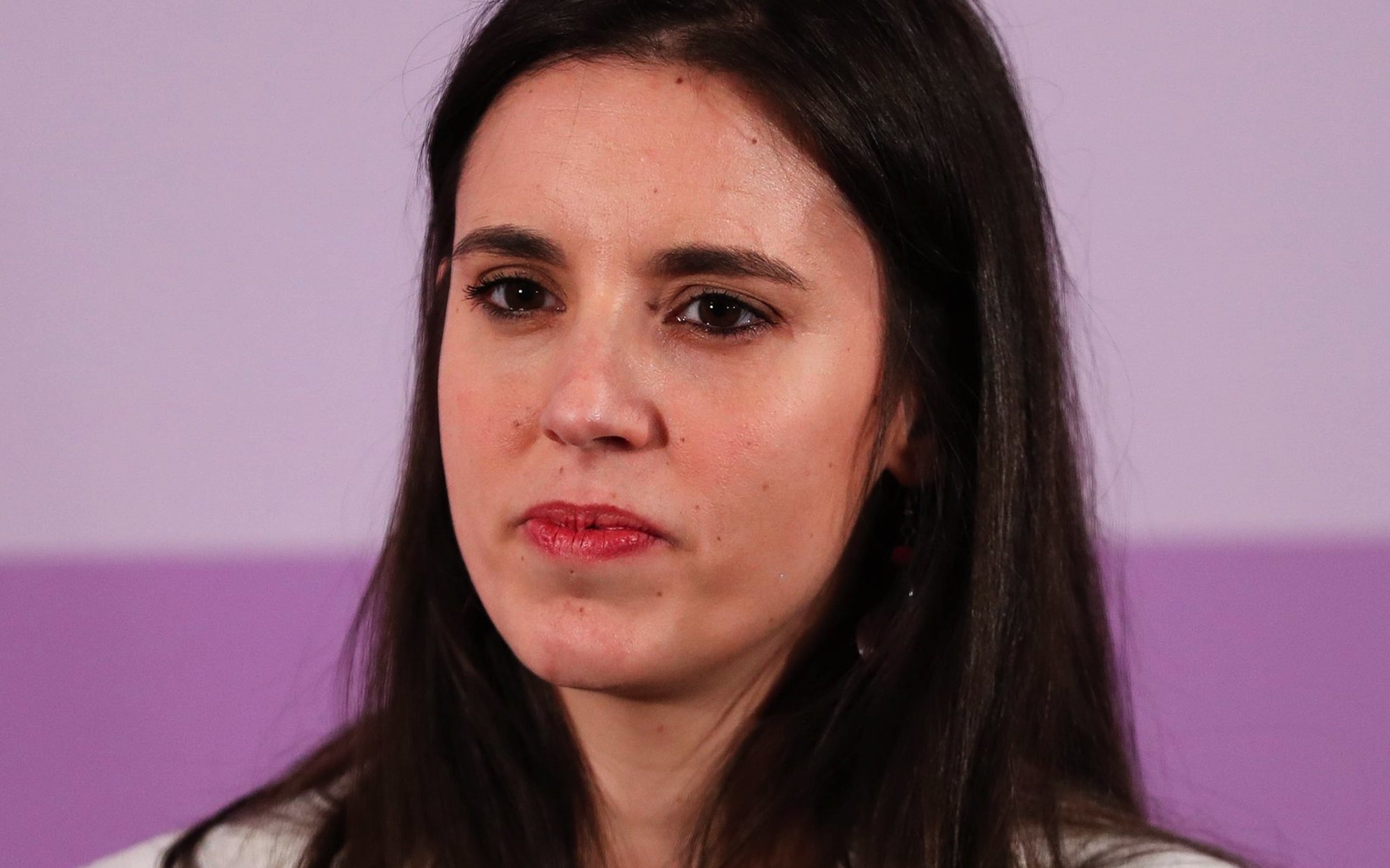 Irene Montero vuelve a dar positivo en coronavirus y lo anuncia en 'Sábado Deluxe'
