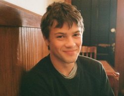 La razón por la que Connor Jessup ('Locke & Key') salió del armario: "Quería ser feliz en público"