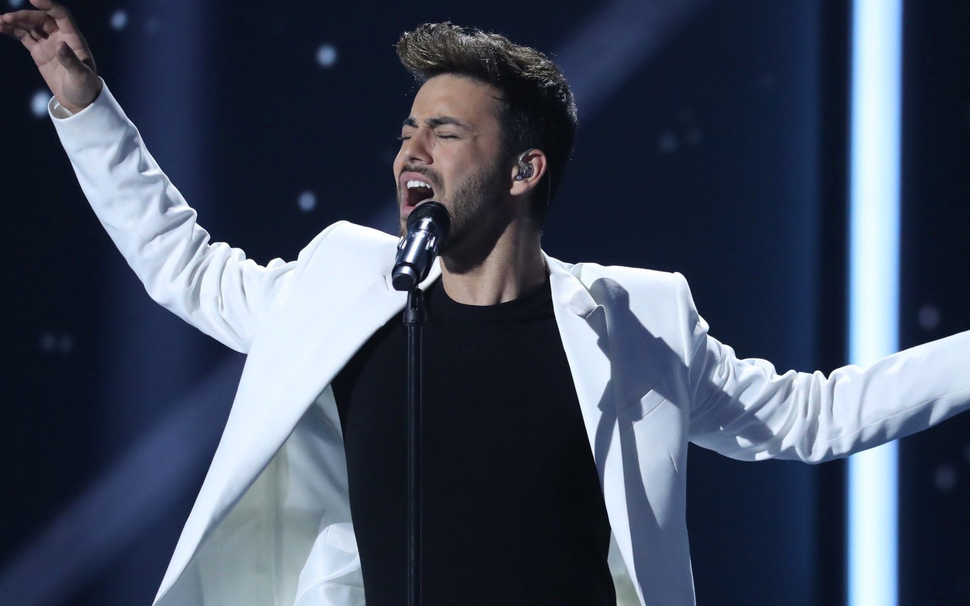 Así suena "Libertad", el preludio del primer disco de Agoney
