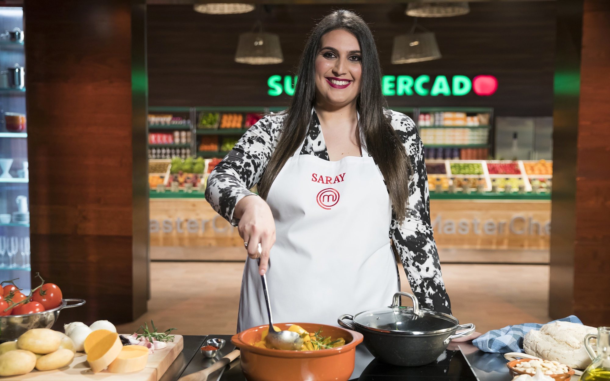 Saray reaparece en 'MasterChef 8' tras 'Casados a primera vista': "Soy gitana, trans y cocino de muerte"