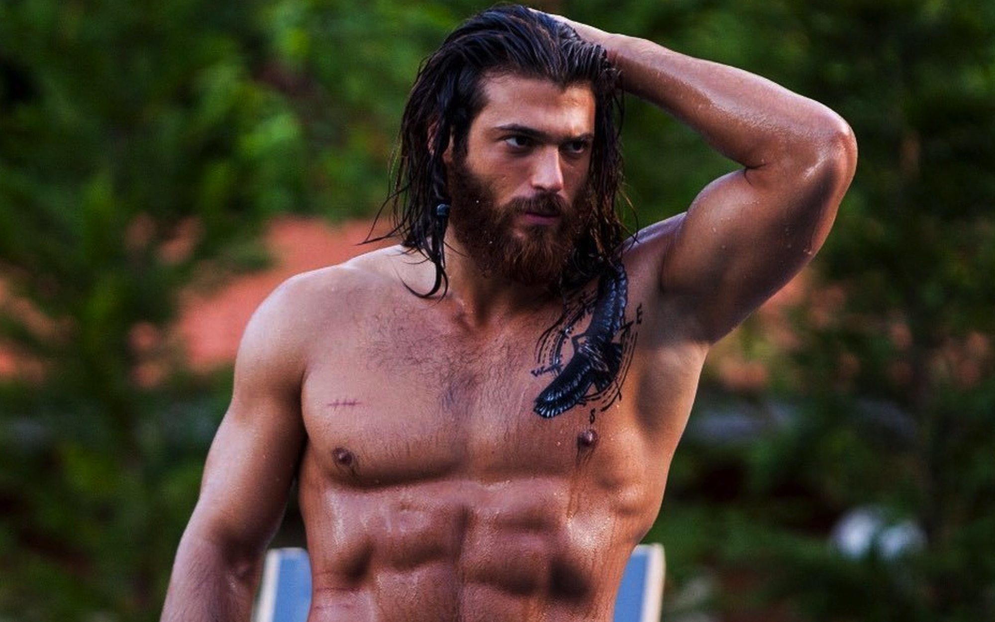 Can Yaman será el protagonista de "¿A qué estás esperando?", una novela erótica de Megan Maxwell