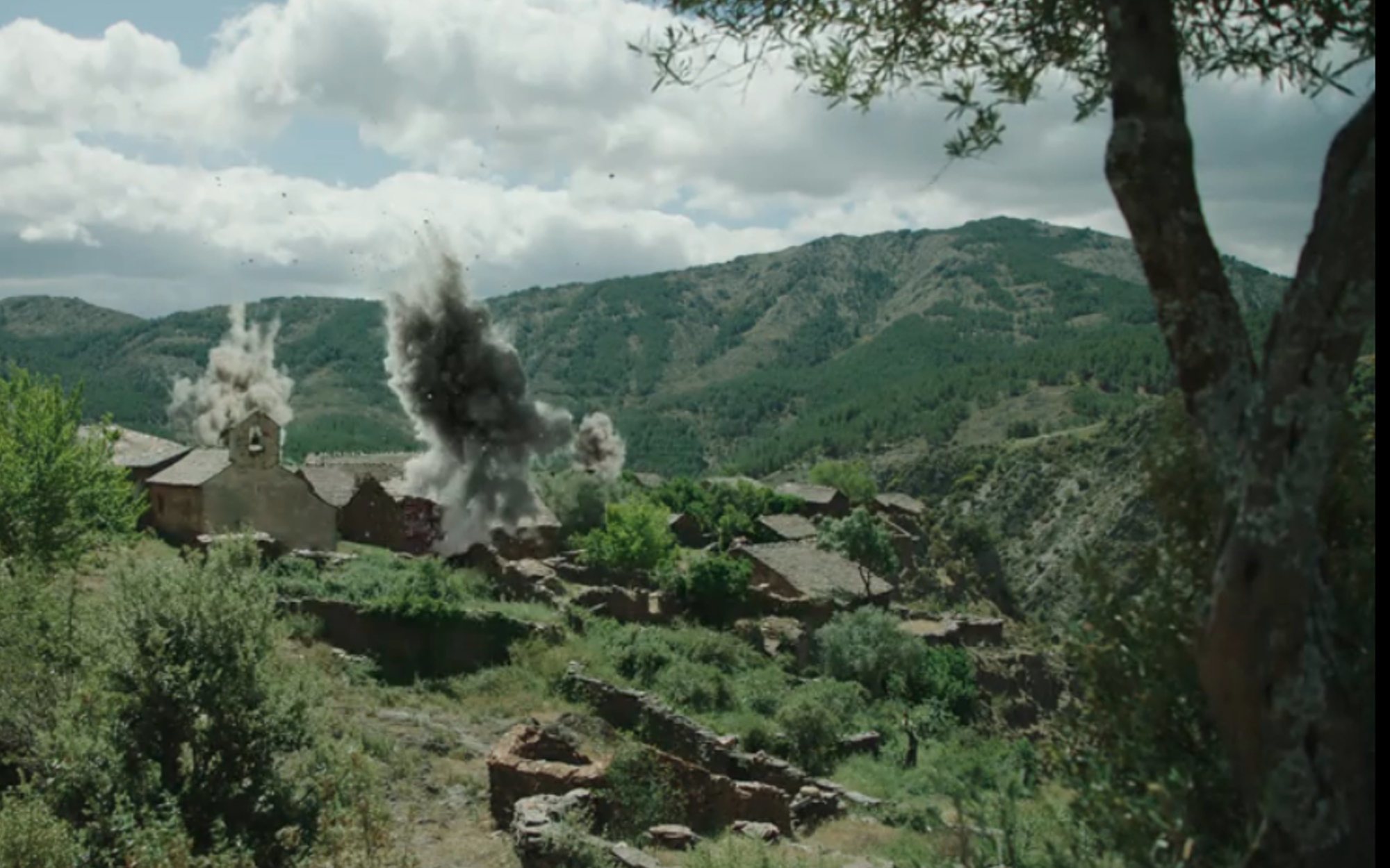 Así ha sido el final de 'El secreto de Puente Viejo': Una explosión, varias muertes y grandes revelaciones