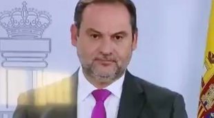 Un micro abierto ataca a la Policía en la rueda del Gobierno: "No tengo la culpa de que no tenga estudios"