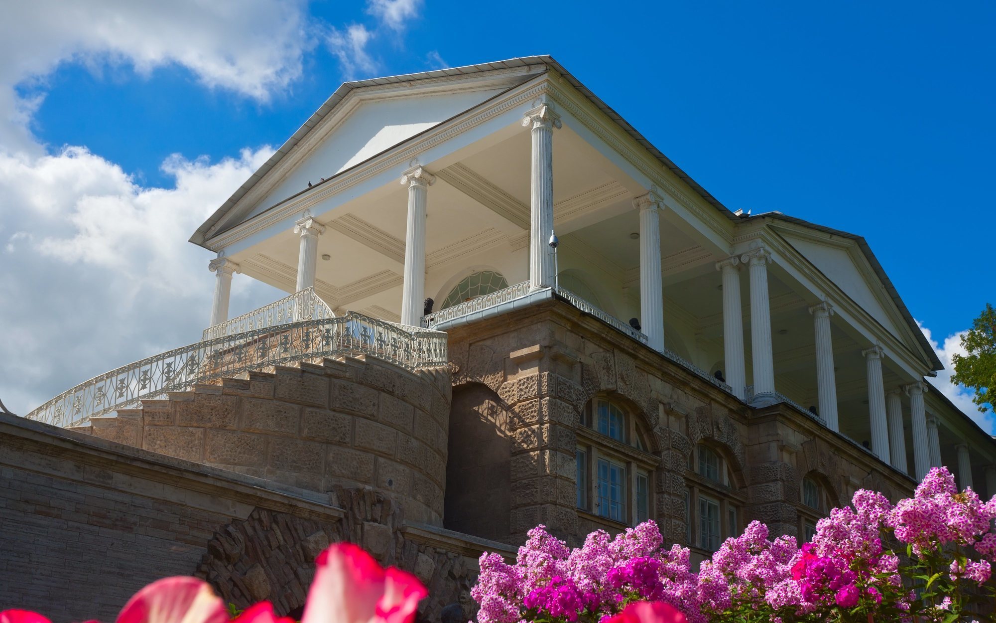 Telemadrid prepara 'Toc toc... ¿se puede?', un programa sobre las casas madrileñas más impresionantes