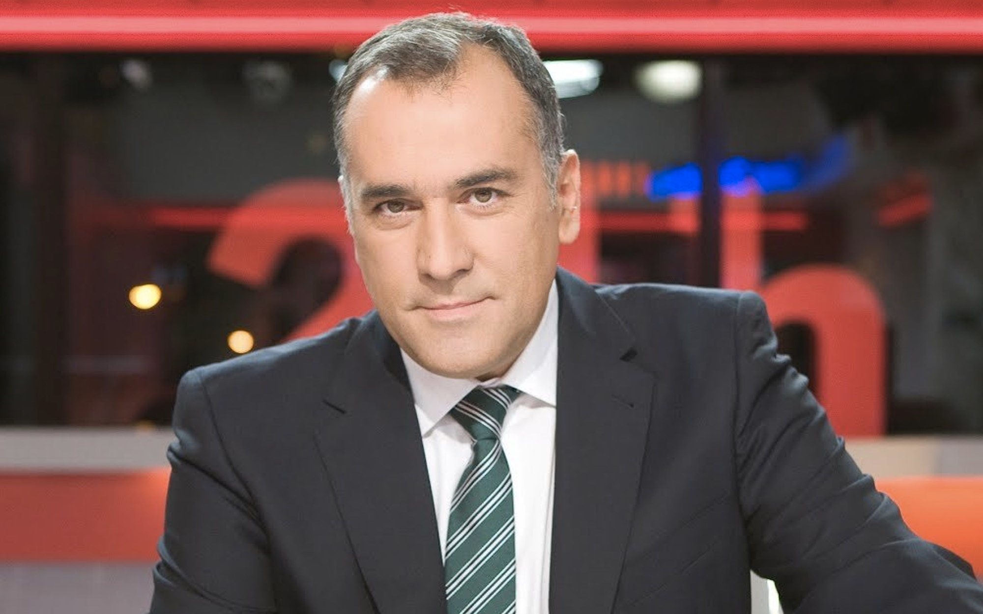 La despedida de Xabier Fortes a 'Los desayunos de TVE' tras 26 años en antena: "Esto ha sido todo"
