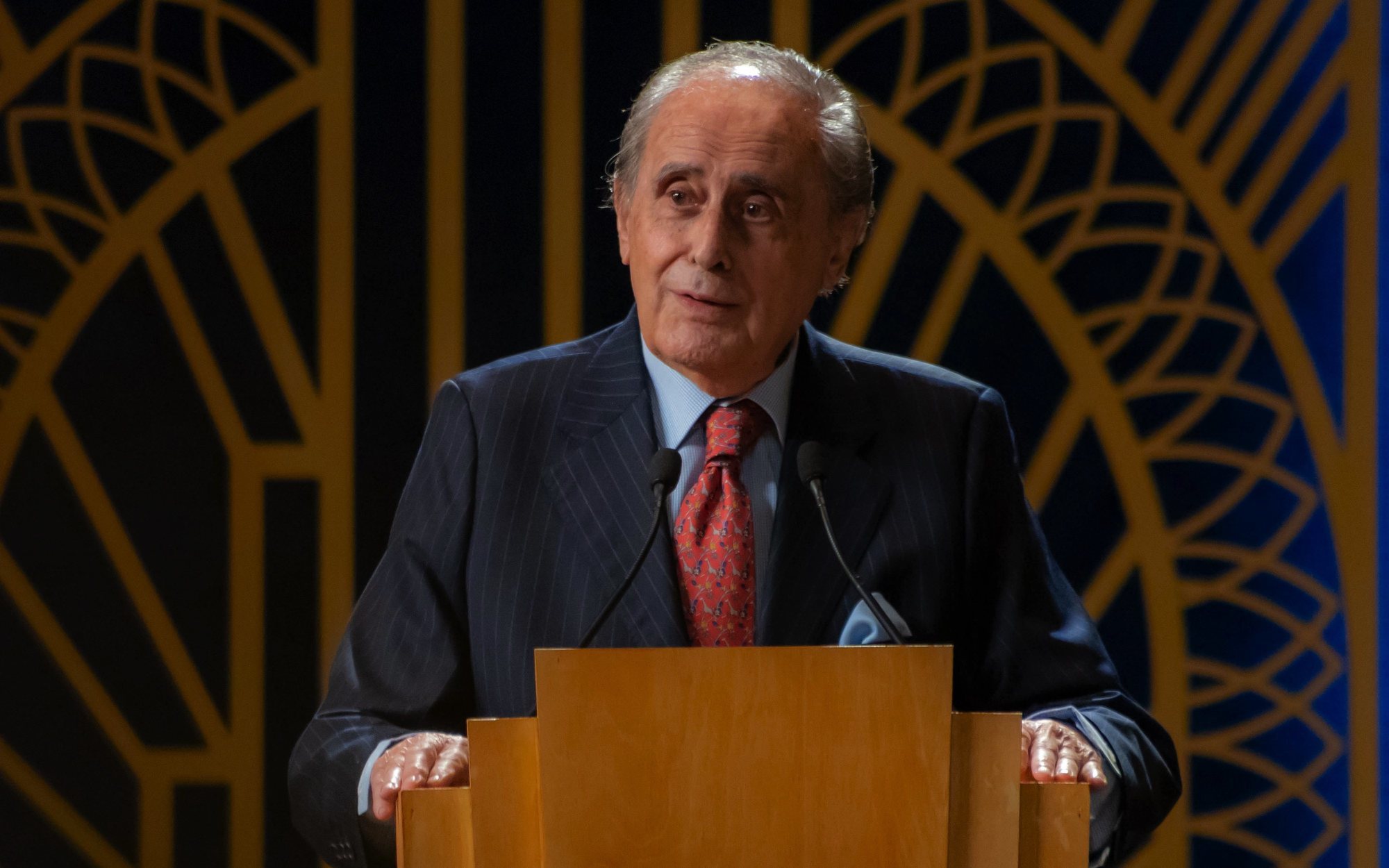 El comentario "machista vomitivo" de Jaime Peñafiel en 'Cuatro al día': "Las señoras no largan; las putas sí"