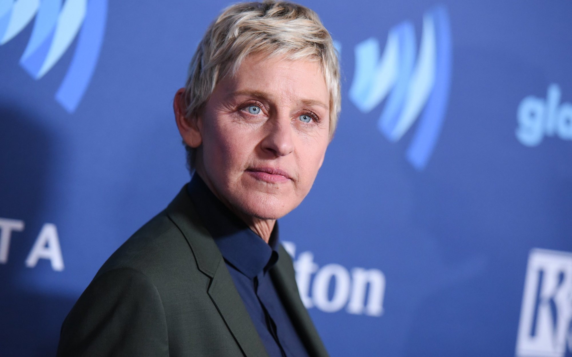 Ellen DeGeneres ofrece su dimisión y sería sustituida por James Corden