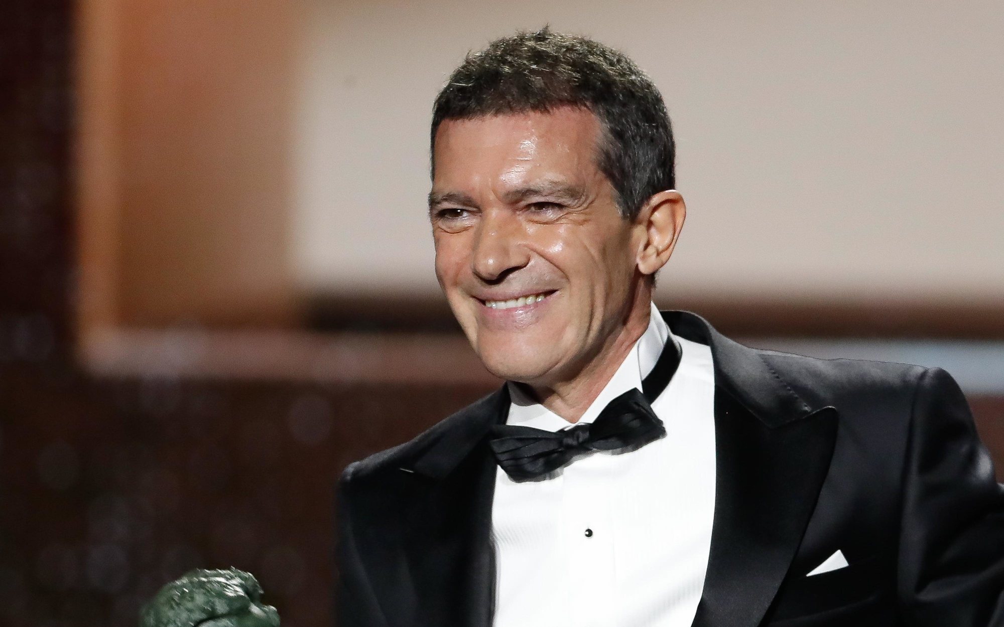Antonio Banderas da positivo en coronavirus