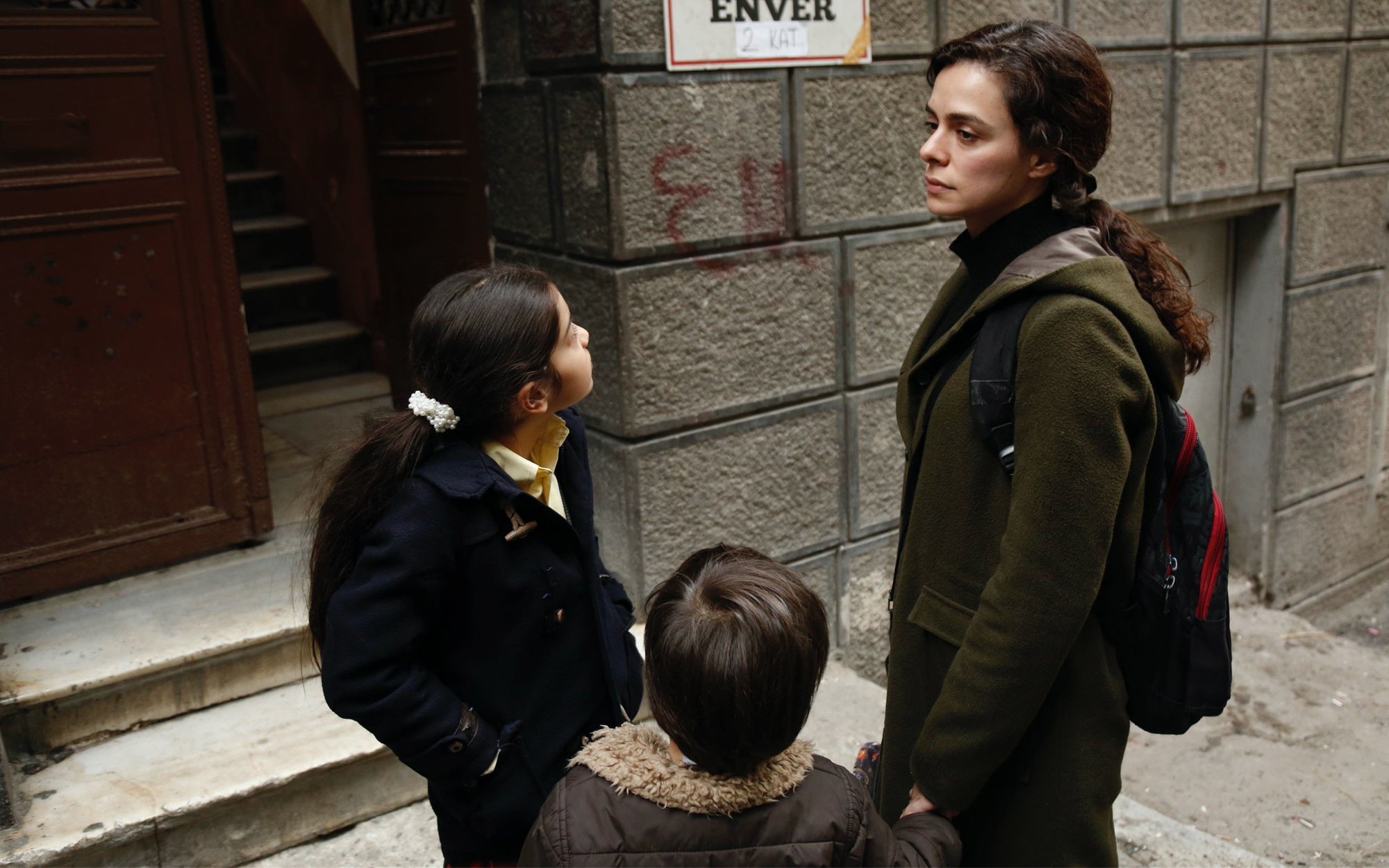 'Mujer (Kadin)': El final del capítulo 22 que da un giro a la historia tras la dura paliza a Bahar 