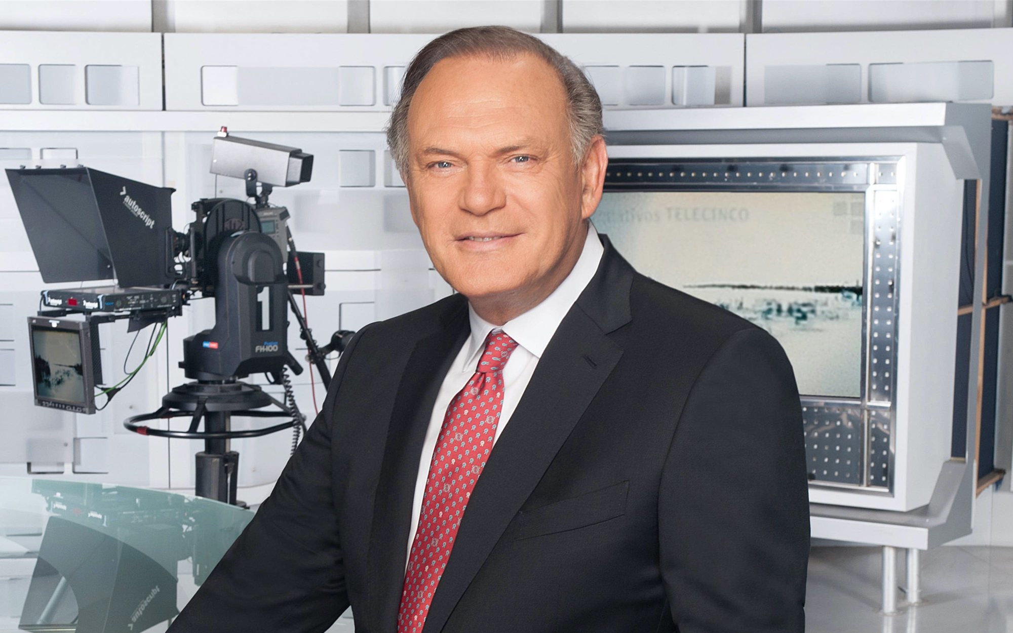 Telecinco toma medidas para que no se repita el paso de Raquel Mosquera a Pedro Piqueras en 'Sálvame'