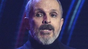 Miguel Bosé hace la compra con mascarilla después de apoyar la protesta contra su uso