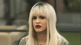 Los fans de Ylenia se rebelan contra ella por sus malas contestaciones en las redes sociales