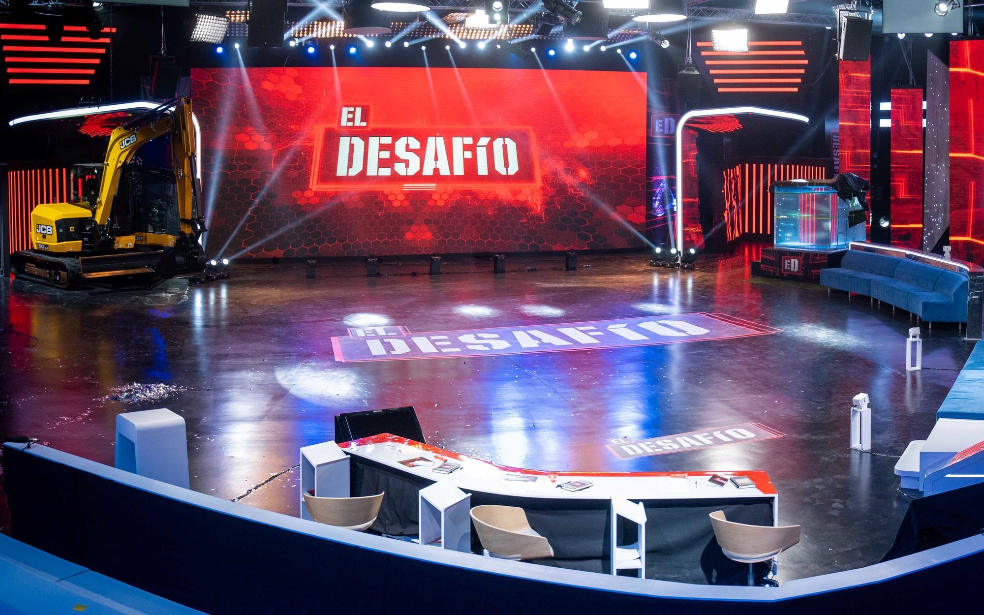 Santiago Segura y Juan del Val se suman a Tamara Falcó en el jurado de 'El desafío' de Antena 3