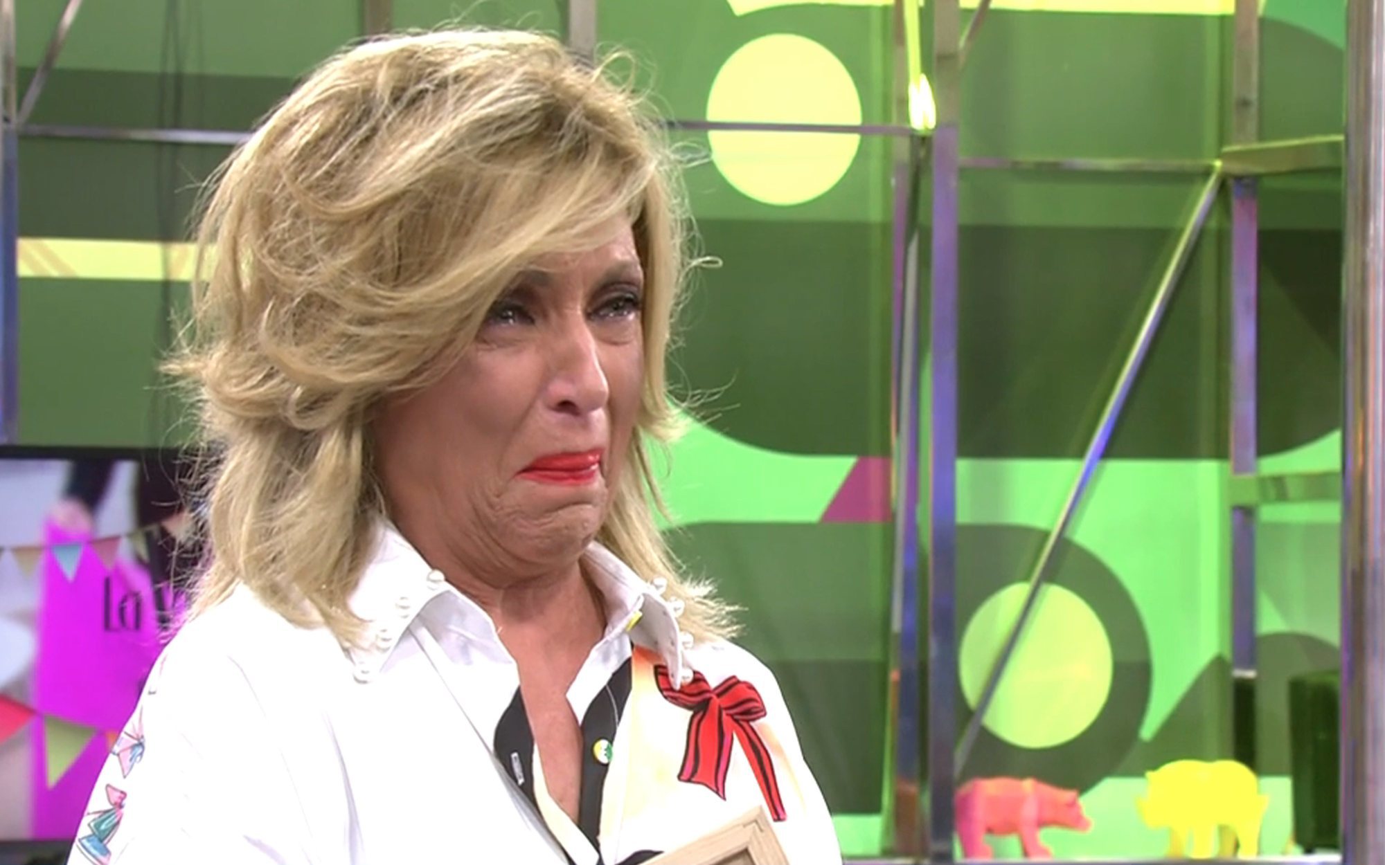 Lydia Lozano estalla contra sus compañeros y abandona 'Sálvame' entre lloros: "¡No me vais a enmierdar!"