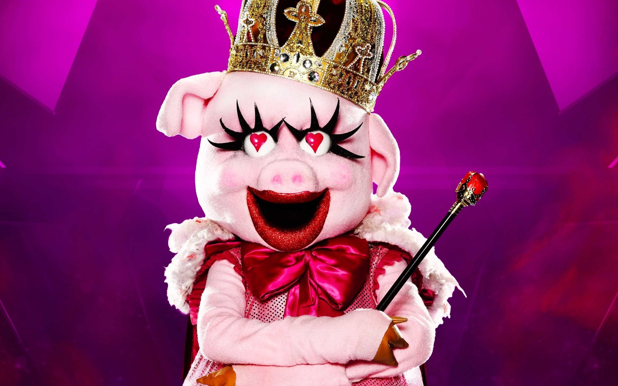 ¿Quién es Cerdita en 'Mask Singer', Isabel Sartorius o Bárbara Rey?