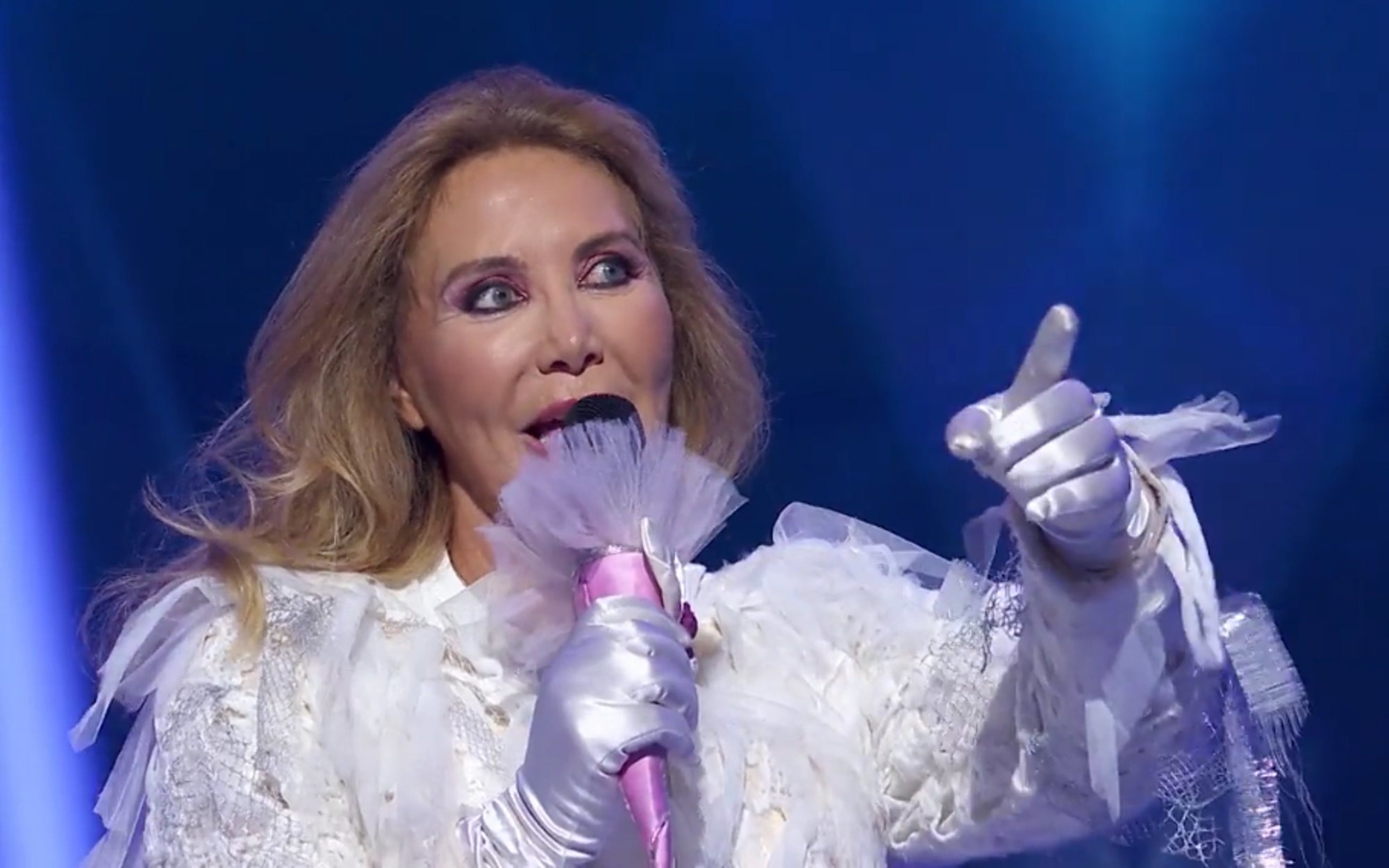 Norma Duval niega que los concursantes no estén debajo de los disfraces en 'Mask Singer'