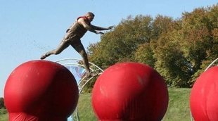 Muere un concursante de 'Wipeout' después de superar una de las carreras de obstáculos