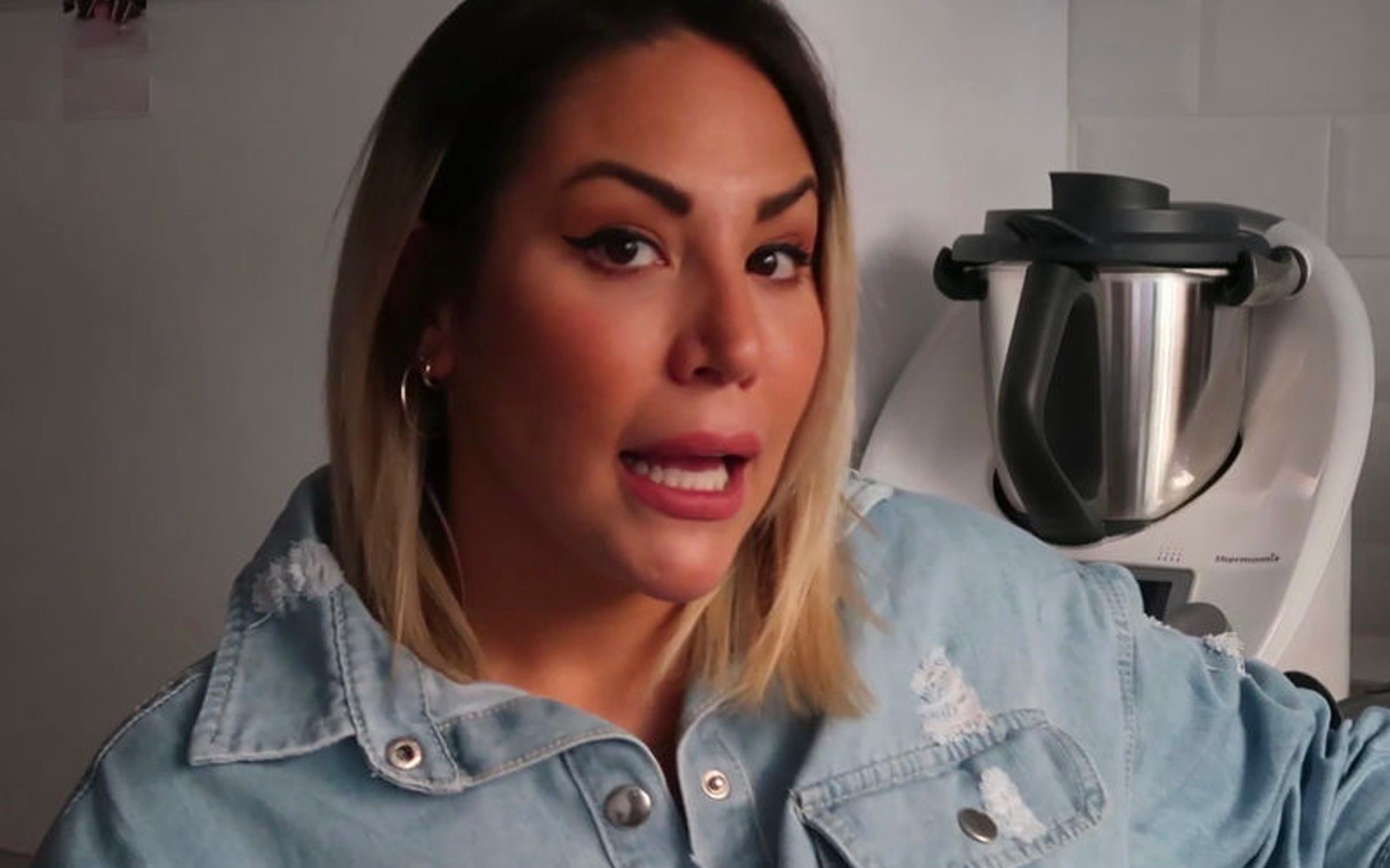 Steisy pide que La Veneno aparezca en los libros de historia igual que Franco