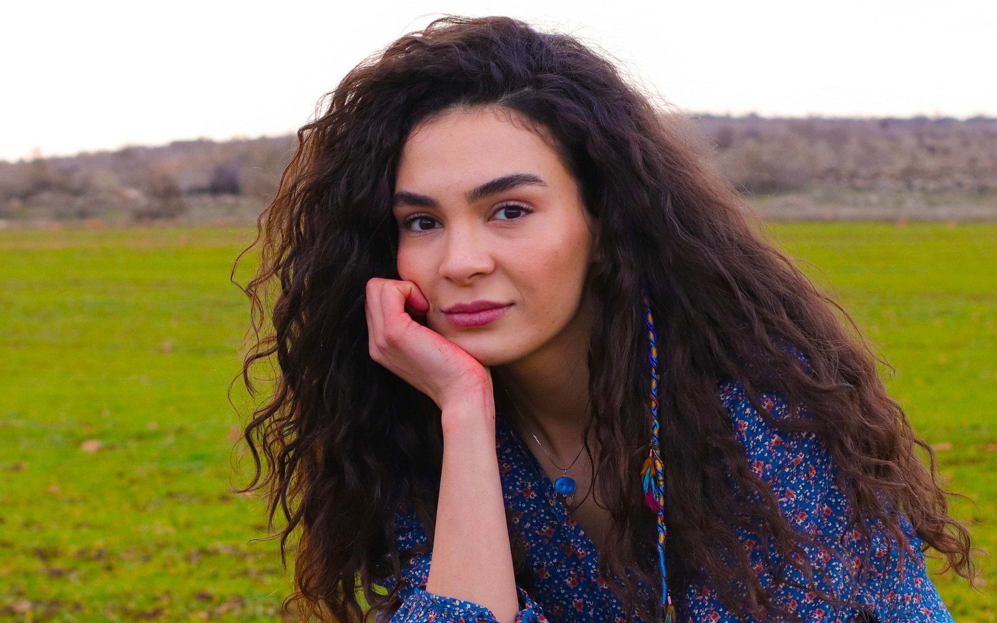 'Hercai' (4,6%) se mantiene fuerte el domingo, pero "Río Conchos" (3,5%) en Trece es lo más visto 