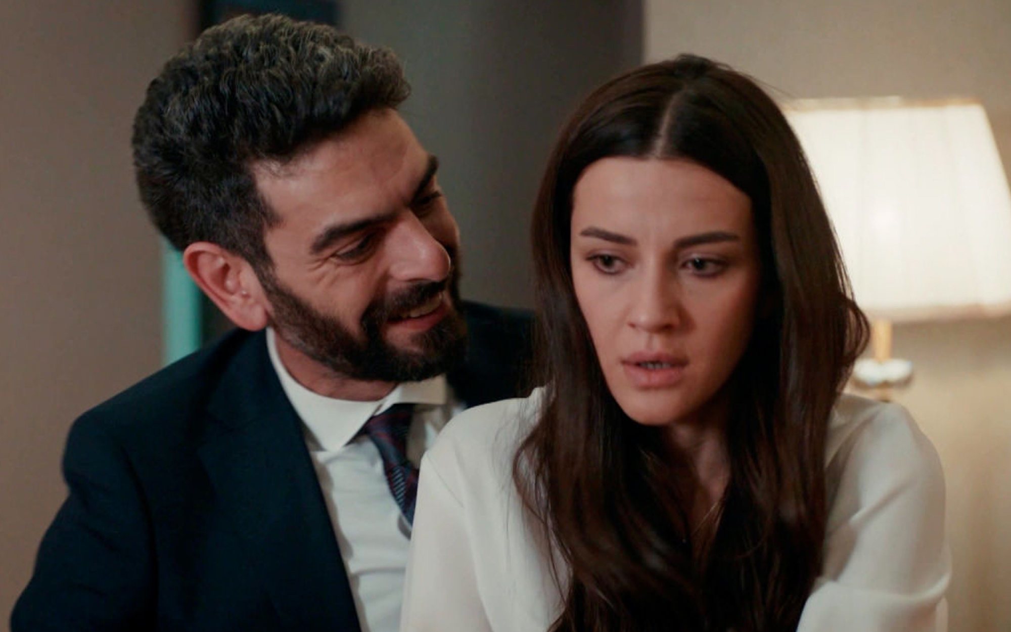 Nova vuelve a liderar la jornada con amplitud con 'Fugitiva' (3,4%) a la cabeza