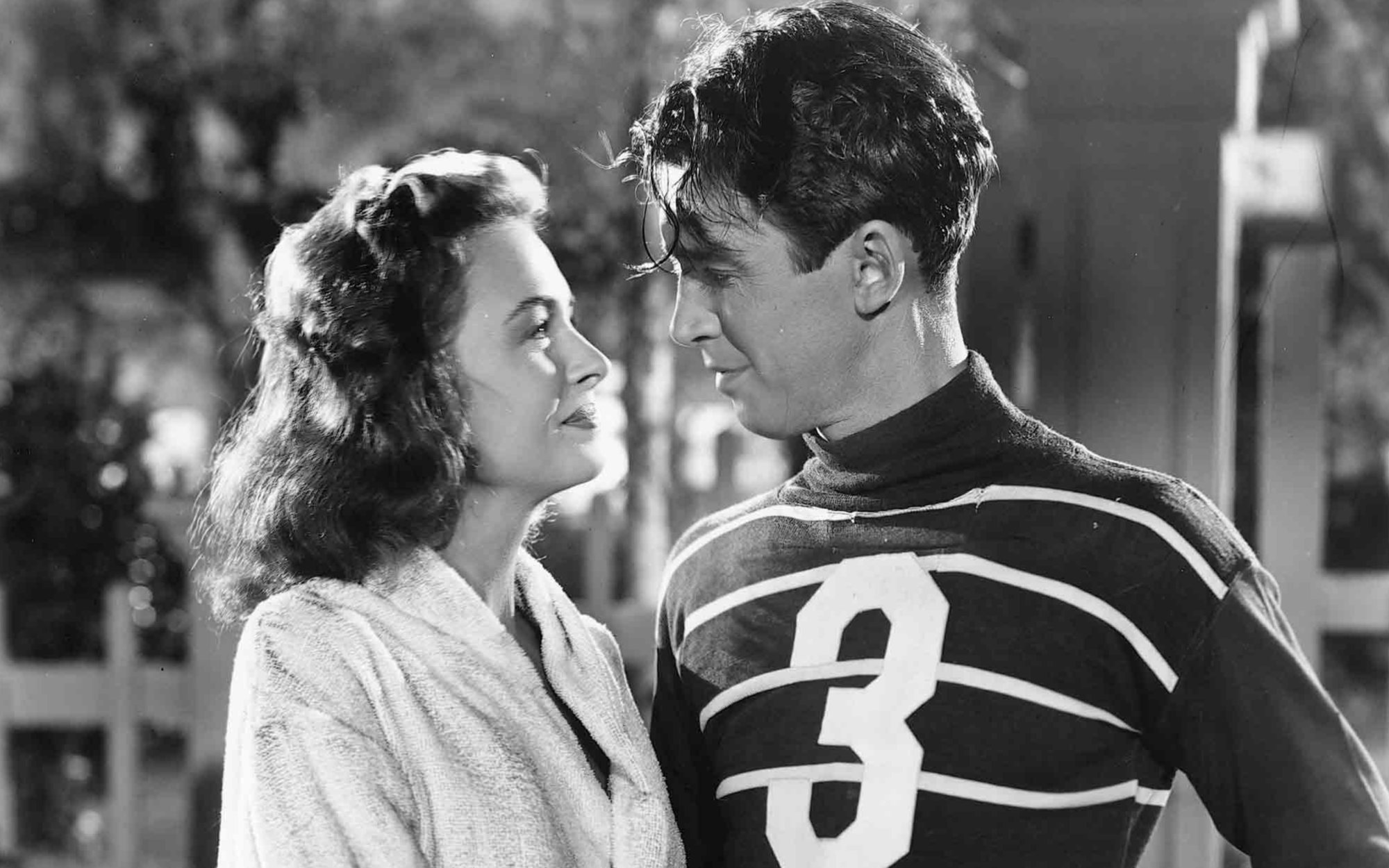 NBC vence en Nochebuena con la acertada emisión de "¡Qué bello es vivir!"