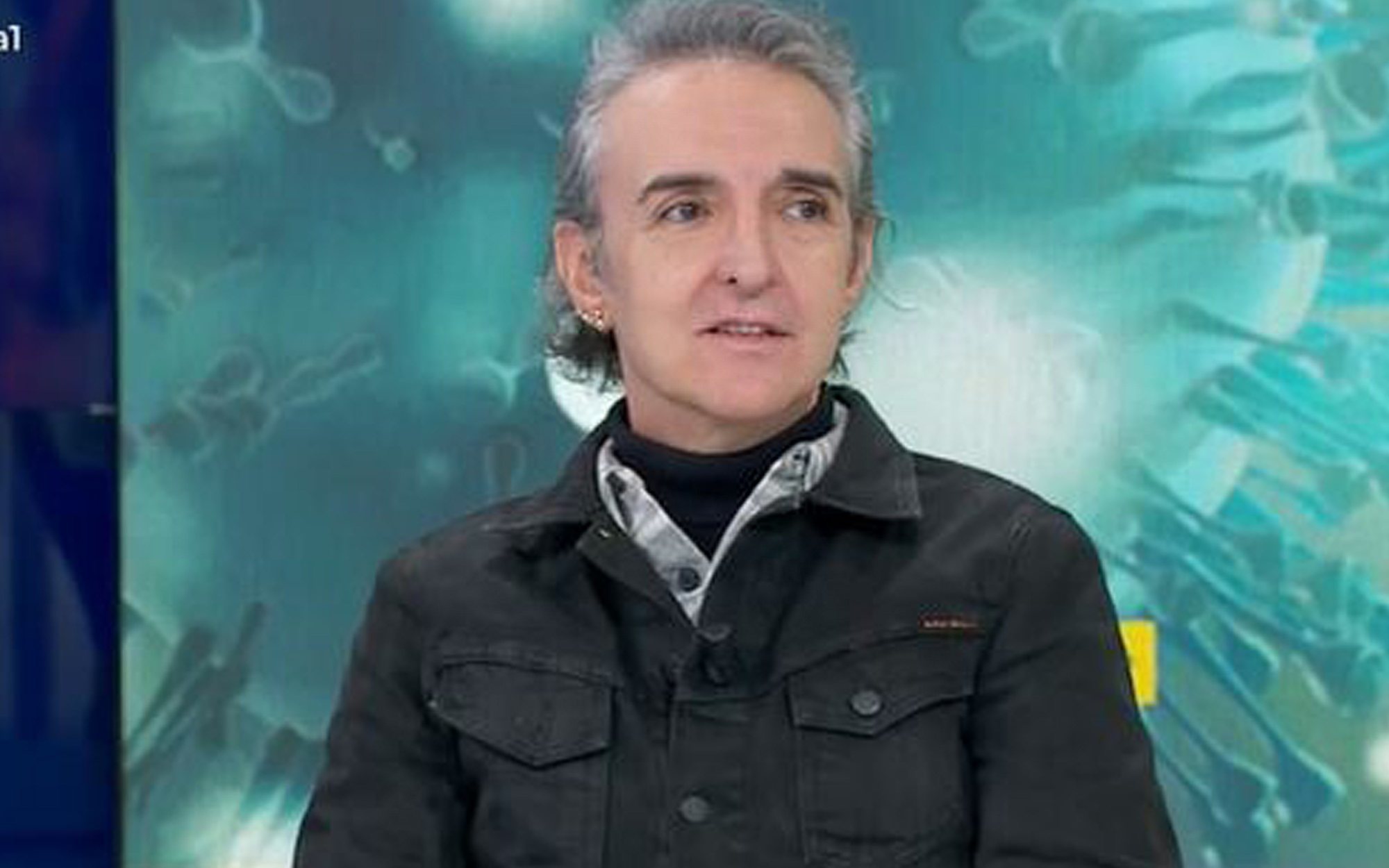 Las burlas a los antivacunas de la covid-19 en 'La hora de La 1': "Nadie se ha convertido en un lagarto" 