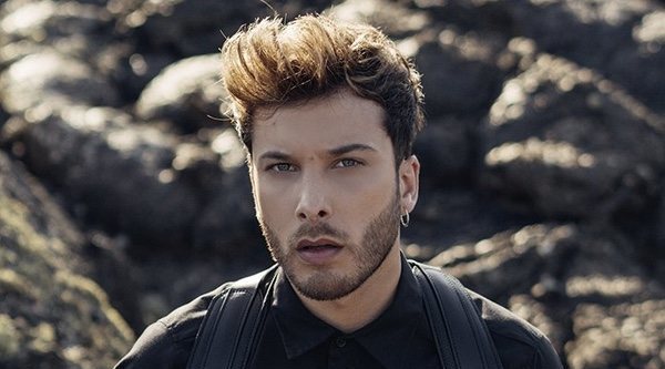 Blas Cantó, desolado por la muerte de su abuela: "Maldito Covid y malditos los que lo niegan"