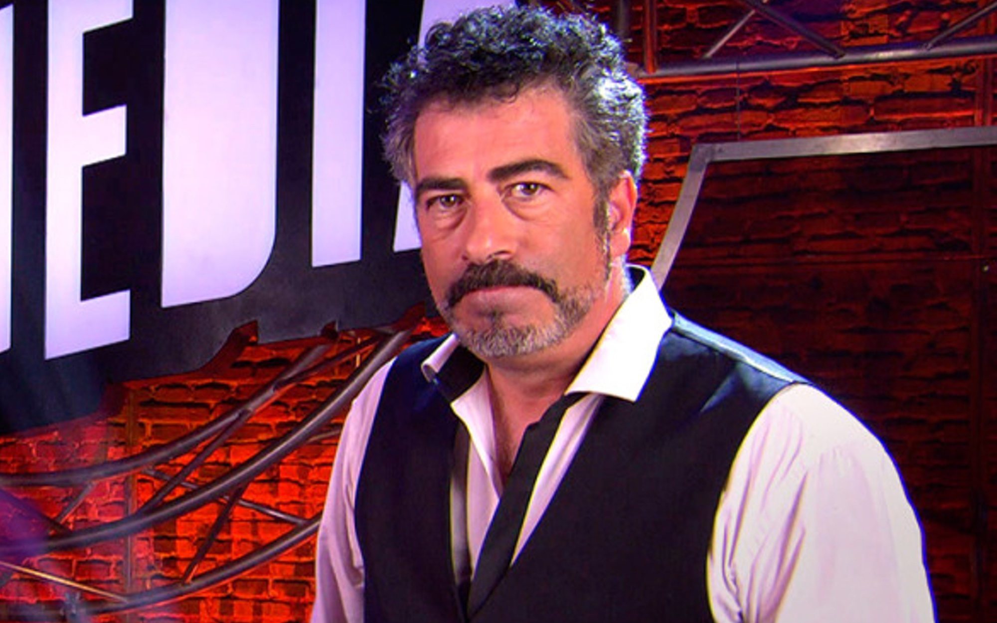 Agustín Jiménez abandona Twitter tras la polémica: "Ya se han retirado varias firmas de ropa"