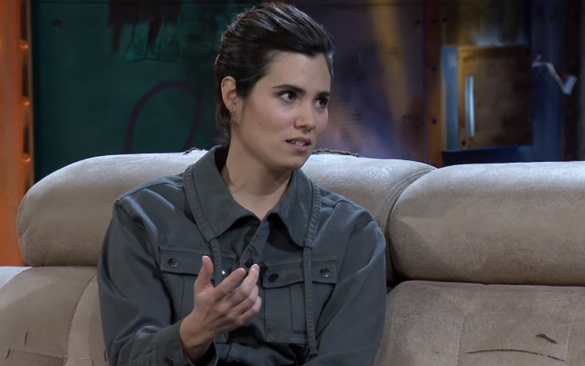 Loreto Mauleón, en su visita in extremis a 'La resistencia': "Aún no sé cuál es el secreto de 'Puente Viejo'"