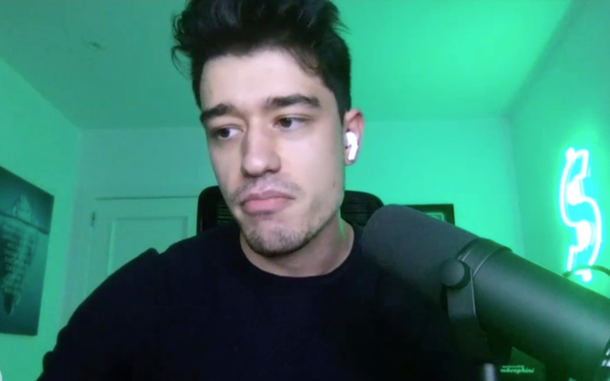 Wolverine defiende el éxodo a Andorra de los youtubers: "Hay excesivo gasto superfluo en lo público"