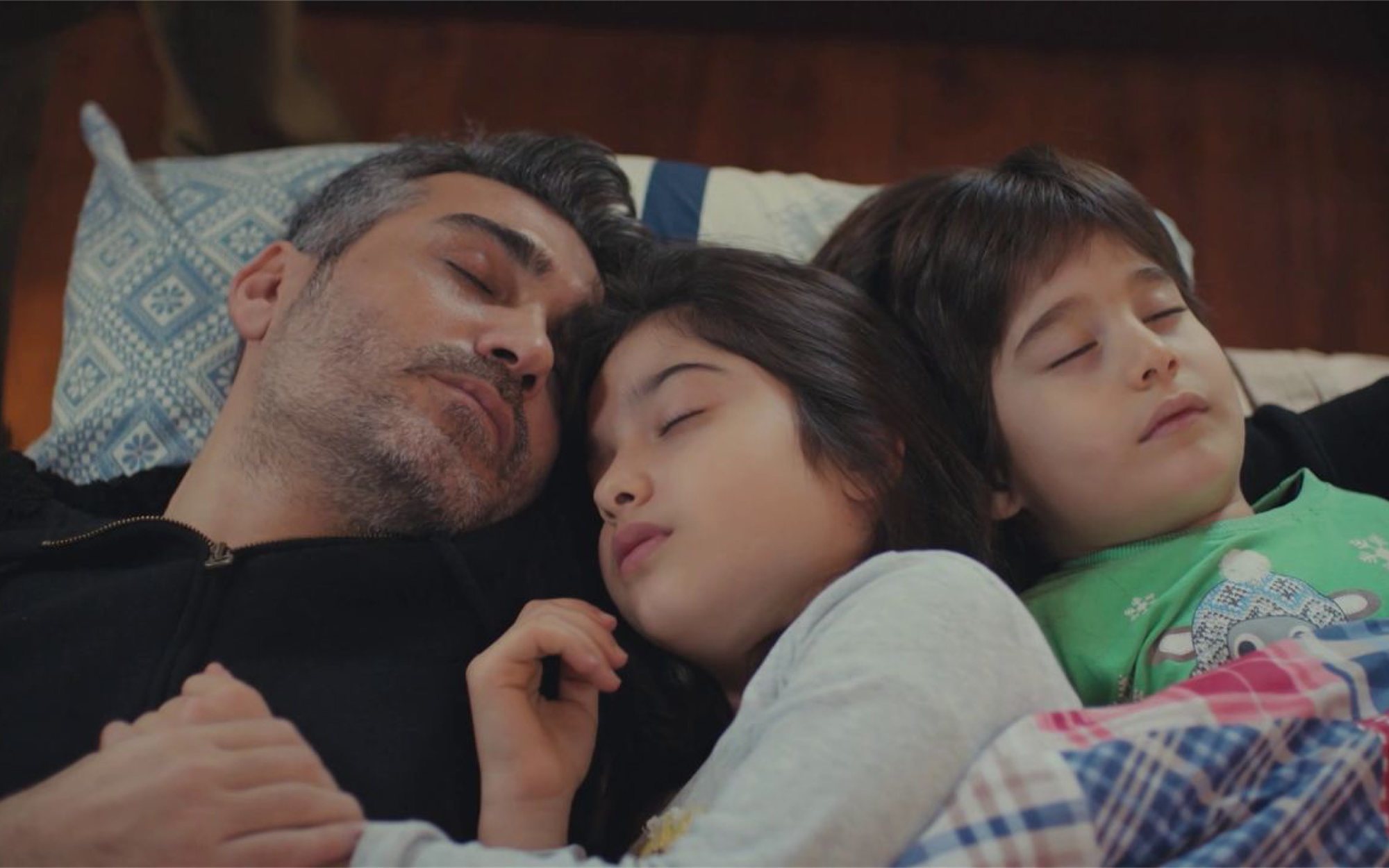 Mujer (18,8%) no encuentra rival y 'Ven a cenar conmigo: Gourmet Edition' (11,7%) no le hace sombra