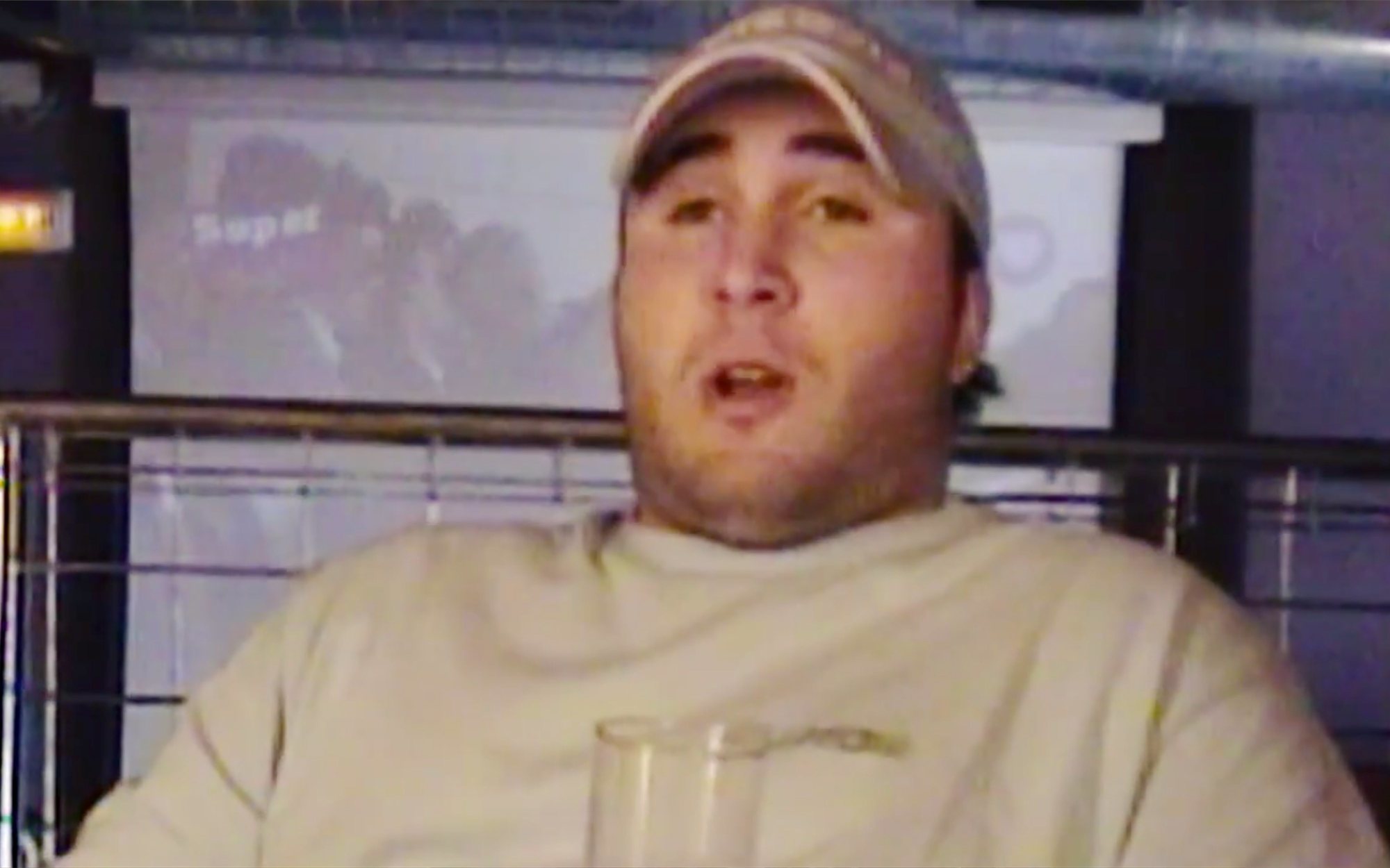 'Sálvame' emite un vídeo de Kiko Rivera en 2006 hablando de su madre: "Sus amistades son chupópteros"