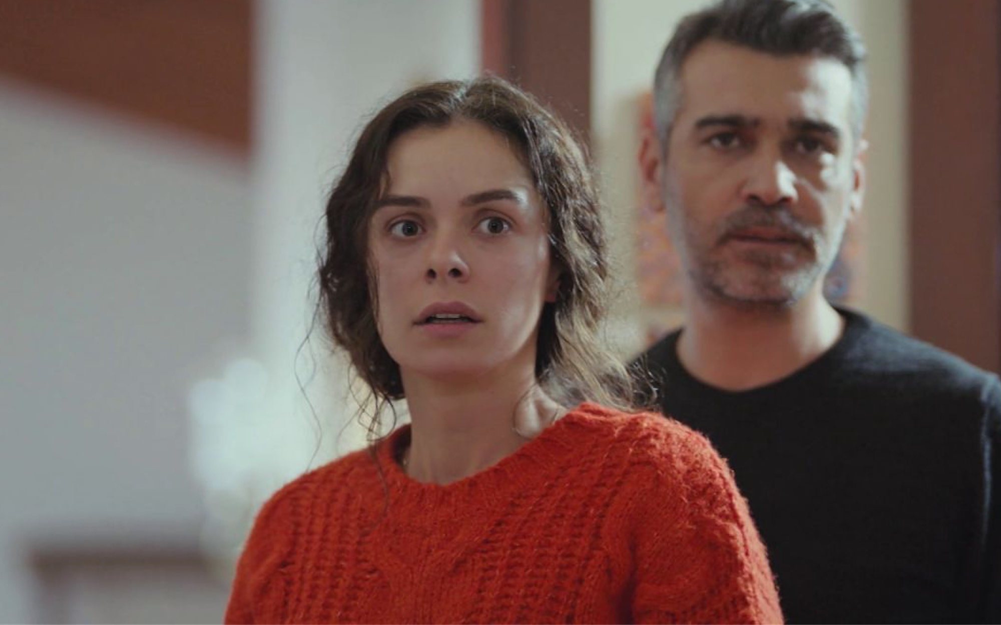 'Mujer' (17,5%) se mantiene como lo más visto pese a la subida de 'El debate de las tentaciones' (17,8%)